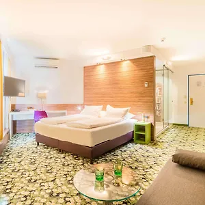 Ibis Styles מלון