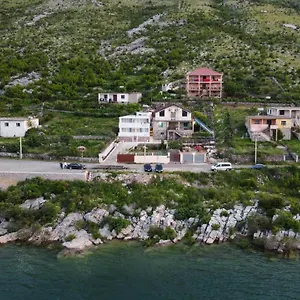 buradan rezervasyon yapın