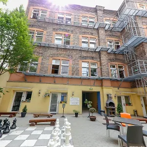 Do Step - Hotel&hostel Wenen