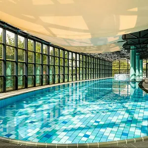 Hotell Corendon Amsterdam Schiphol Airport, A Tribute Portfolio