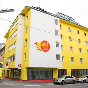 Hostal A&t &