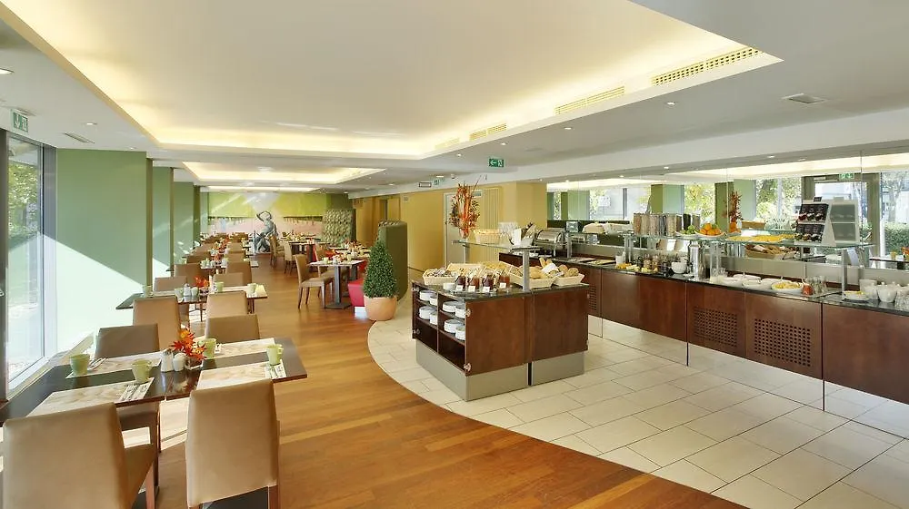 Hotel Courtyard By Marriott Vienna Schoenbrunn