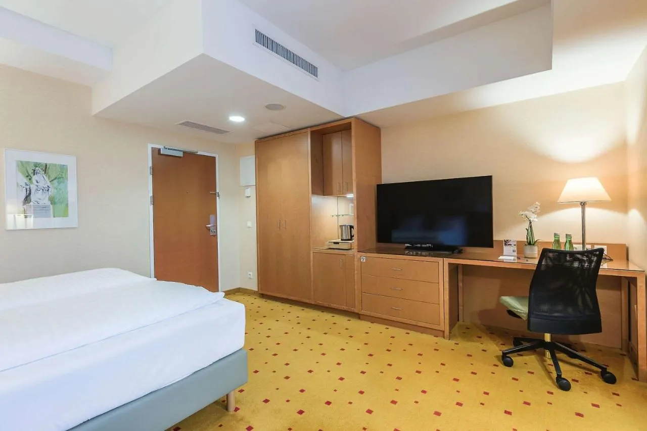 Hotel Courtyard By Marriott Vienna Schoenbrunn