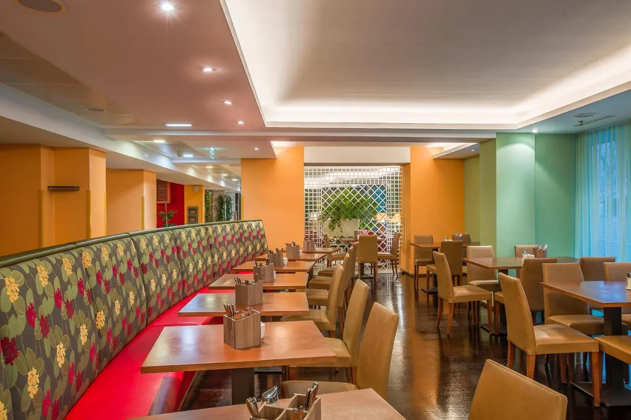 Courtyard By Marriott Vienna Schoenbrunn Hotel