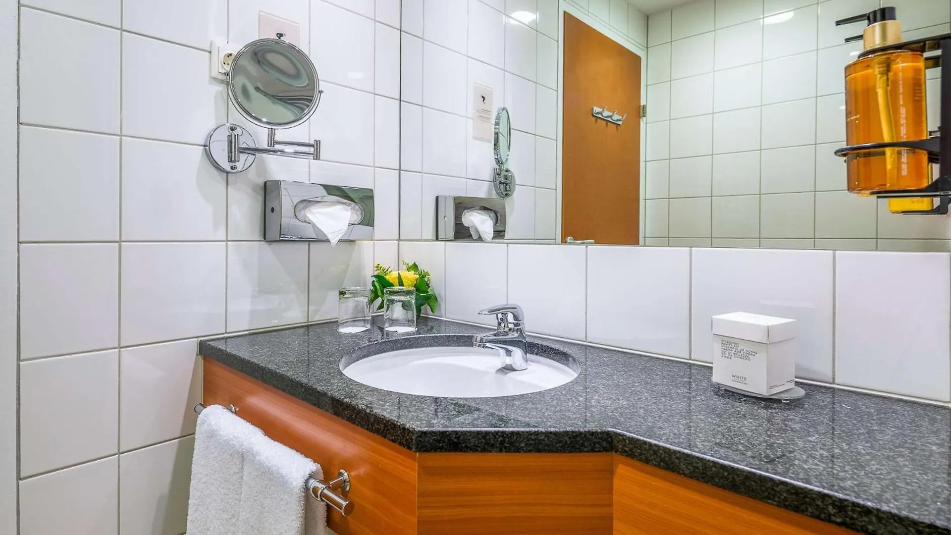 **** Hotel Courtyard By Marriott Vienna Schoenbrunn Austria