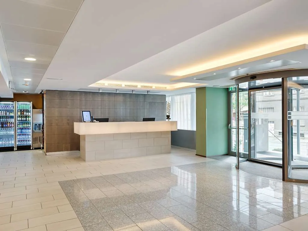 Hotel Courtyard By Marriott Vienna Schoenbrunn