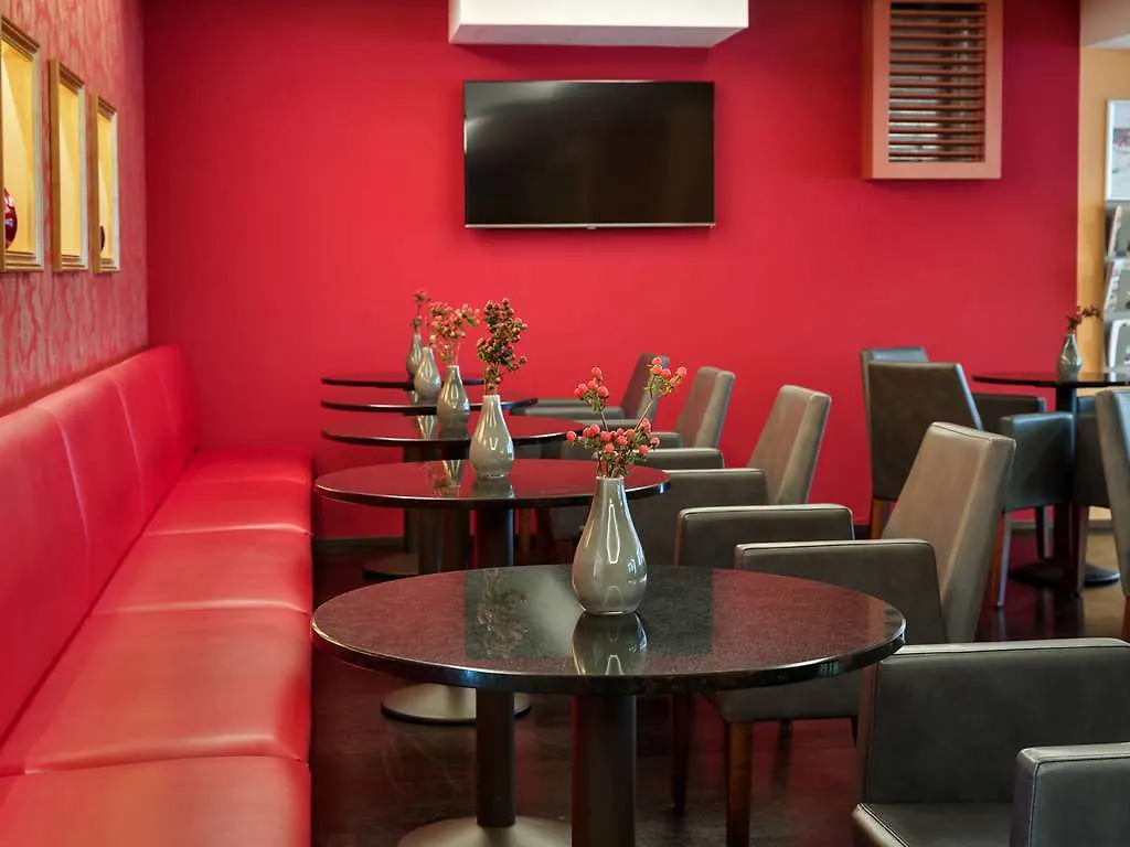 **** Hotel Courtyard By Marriott Vienna Schoenbrunn Austria