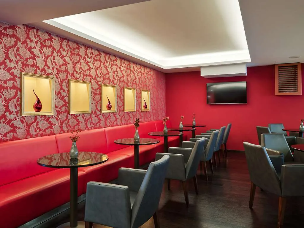 **** Hotel Courtyard By Marriott Vienna Schoenbrunn Austria