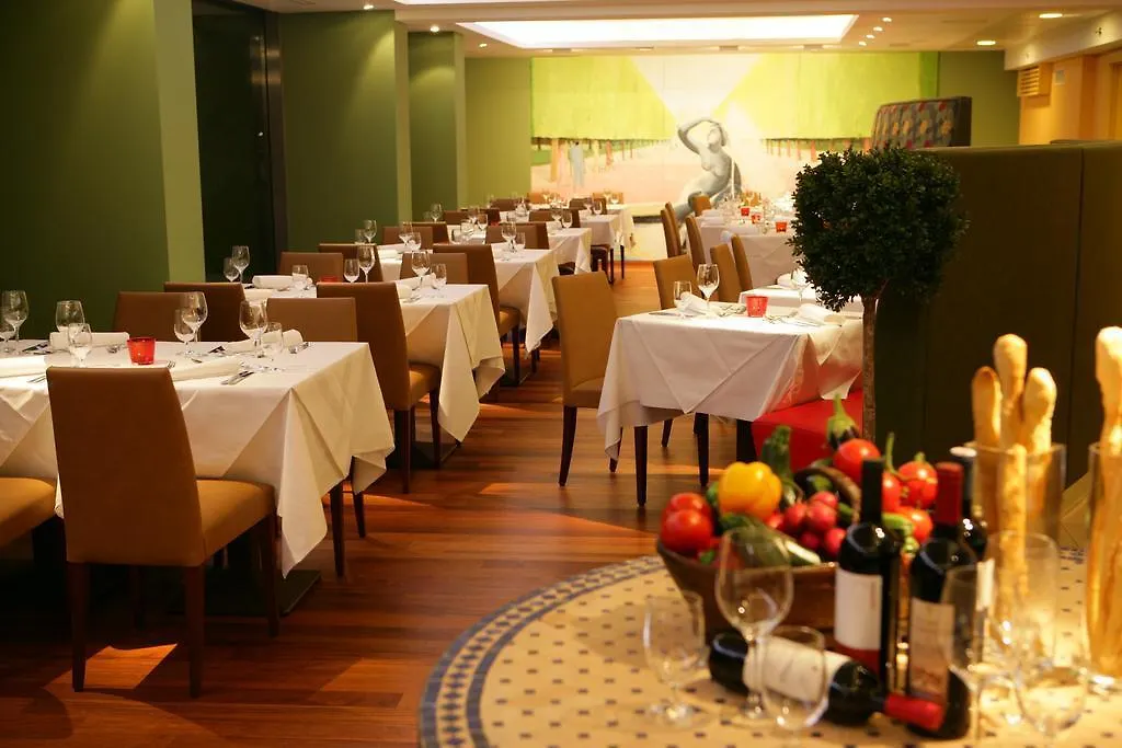 Hotel Courtyard By Marriott Vienna Schoenbrunn