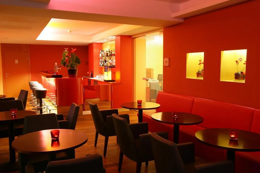 Courtyard By Marriott Vienna Schoenbrunn Hotel