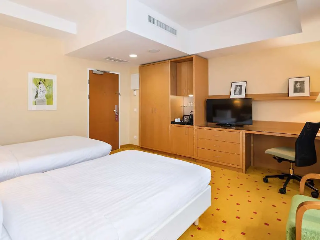Ibercity Wien Schoenbrunn Hotel